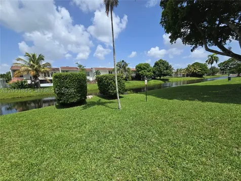 10375 N Kendall Drive Miami FL 33176