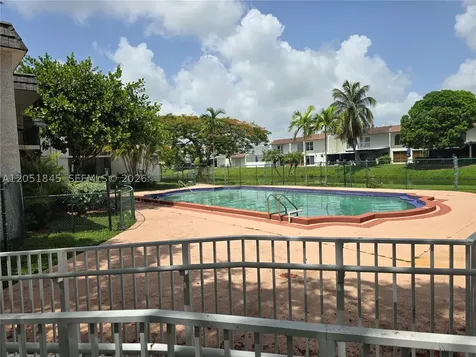 10375 N Kendall Drive Miami FL 33176