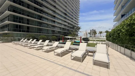 1111 SW 1st Avenue Miami FL 33130