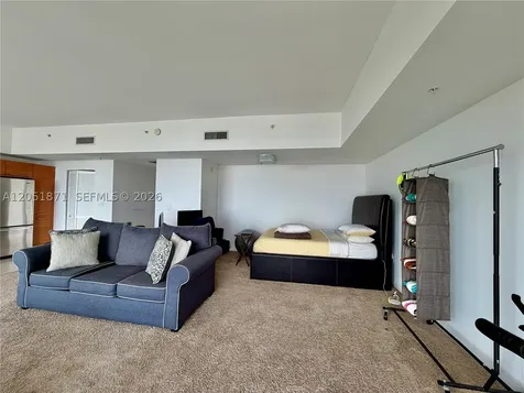253 NE 2nd Street Miami FL 33132