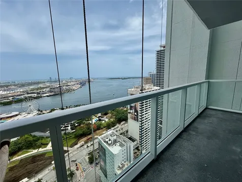 253 NE 2nd Street Miami FL 33132