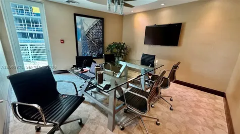 253 NE 2nd Street Miami FL 33132