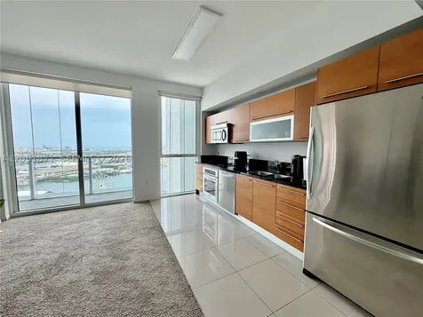 253 NE 2nd Street Miami FL 33132