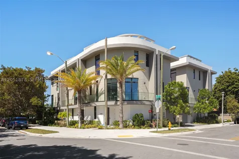 2688 SW 25th Avenue Miami FL 33133