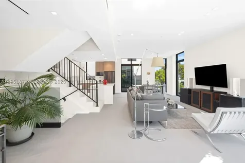 2688 SW 25th Avenue Miami FL 33133
