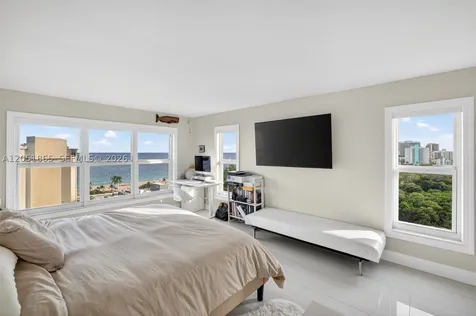 3000 E Sunrise Boulevard Fort Lauderdale FL 33304