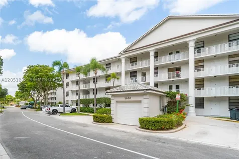 3650 Whitehall Drive West Palm Beach FL 33401