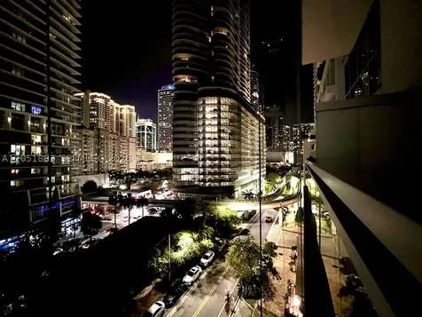 Miami FL 33131