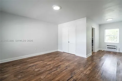 433 NE 82nd Street Miami FL 33138