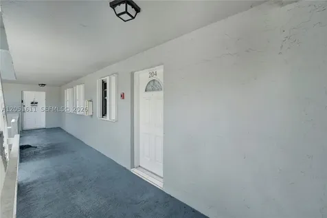 1755 W 60th Street Hialeah FL 33012