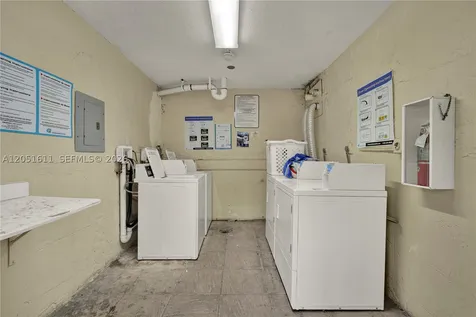 1755 W 60th Street Hialeah FL 33012