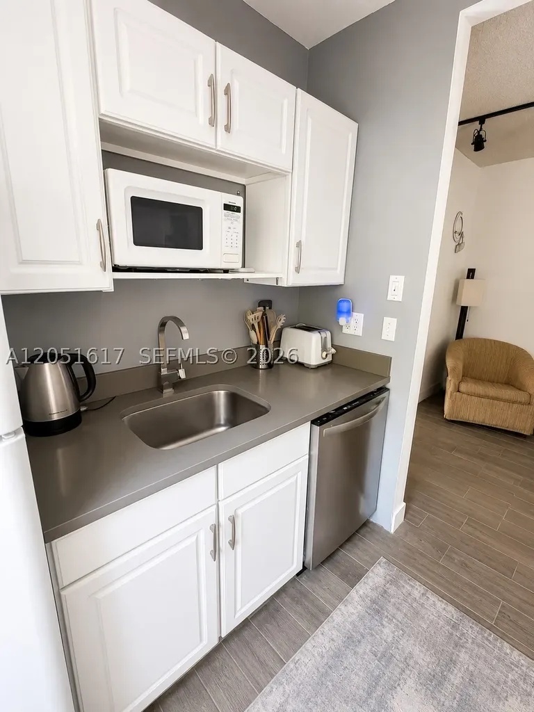 508 Antioch Avenue Fort Lauderdale FL 33304