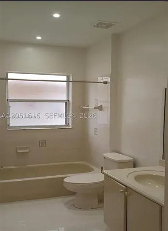2210 NE 37th Road Homestead FL 33033