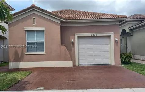 2210 NE 37th Road Homestead FL 33033