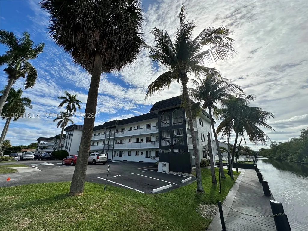 1400 NE 56th Street Fort Lauderdale FL 33334