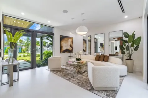 6359 SW 34th Street Miami FL 33155