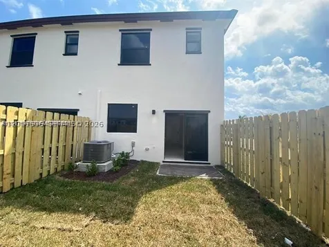 575 NE 208th Terrace Miami FL 33179