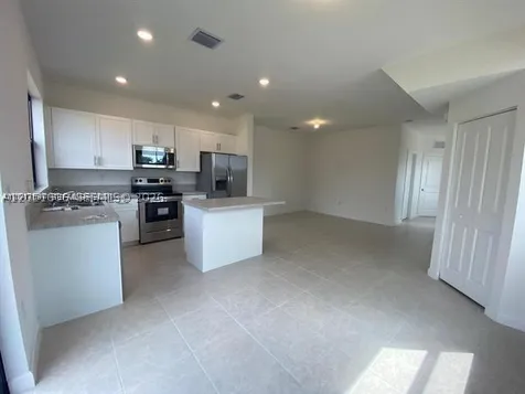 575 NE 208th Terrace Miami FL 33179