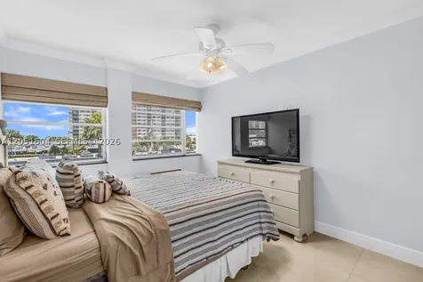 220 Kings Point Drive Sunny Isles Beach FL 33160