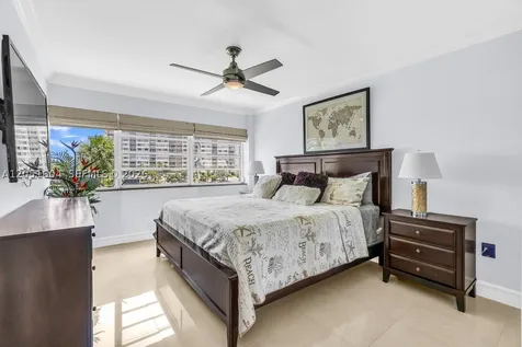 220 Kings Point Drive Sunny Isles Beach FL 33160