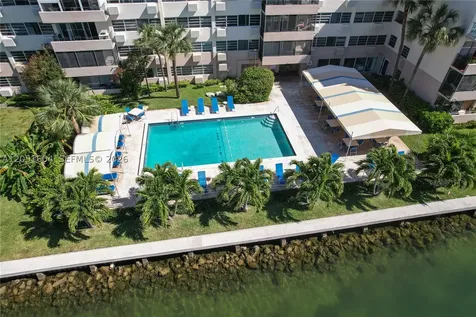220 Kings Point Drive Sunny Isles Beach FL 33160