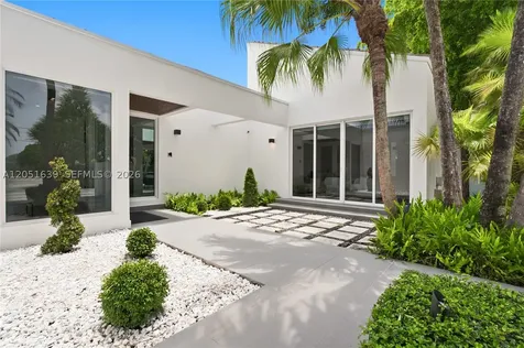 10420 SW 64th Street Miami FL 33173