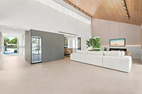 10420 SW 64th Street Miami FL 33173