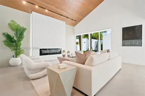 10420 SW 64th Street Miami FL 33173