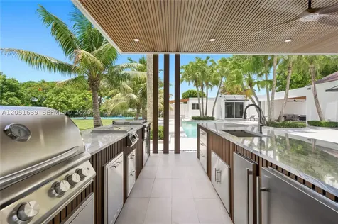 10420 SW 64th Street Miami FL 33173
