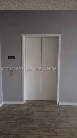 230 Lakeview Drive Weston FL 33326