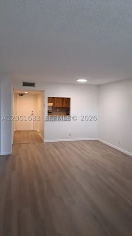 230 Lakeview Drive Weston FL 33326