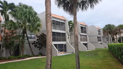 230 Lakeview Drive Weston FL 33326