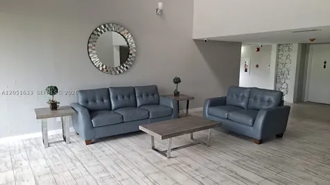 230 Lakeview Drive Weston FL 33326