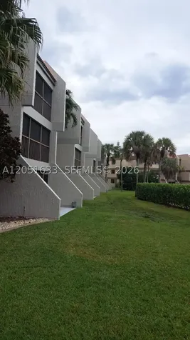 230 Lakeview Drive Weston FL 33326