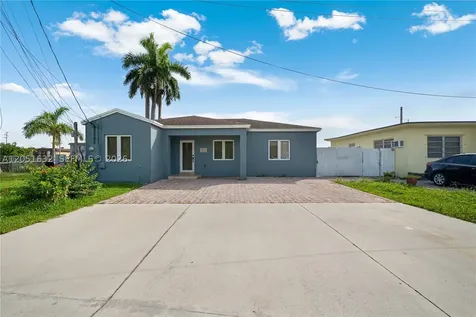 7515 NW South River Drive Medley FL 33166