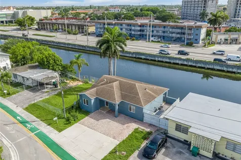 7515 NW South River Drive Medley FL 33166