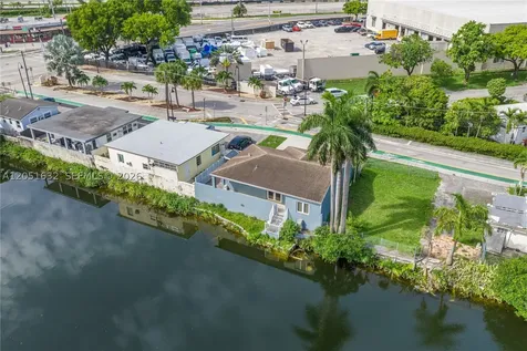 7515 NW South River Drive Medley FL 33166