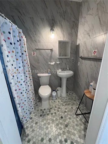 1239 N Victoria Park Road Fort Lauderdale FL 33304
