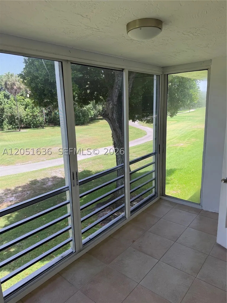 4007 N Cypress Drive Pompano Beach FL 33069