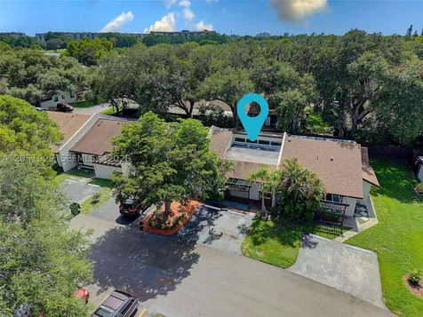1630 NW 98th Terrace Pembroke Pines FL 33024