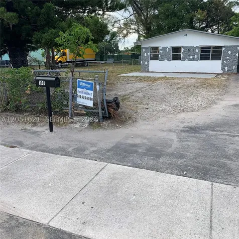 308 NW 9th Street Hallandale Beach FL 33009