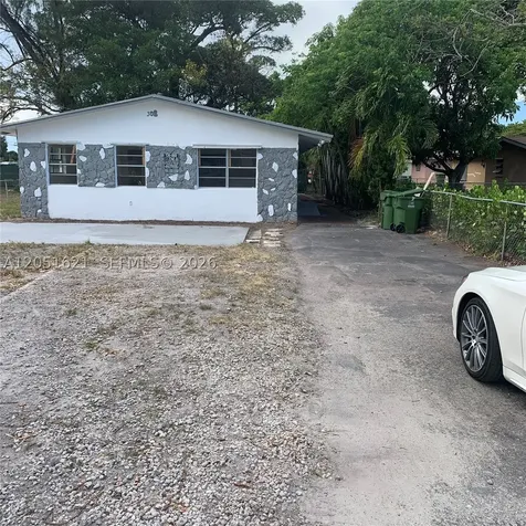 308 NW 9th Street Hallandale Beach FL 33009