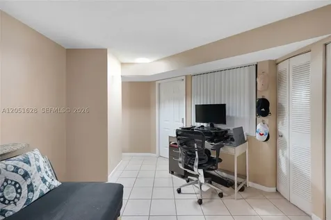 301 SW 86th Avenue Pembroke Pines FL 33025