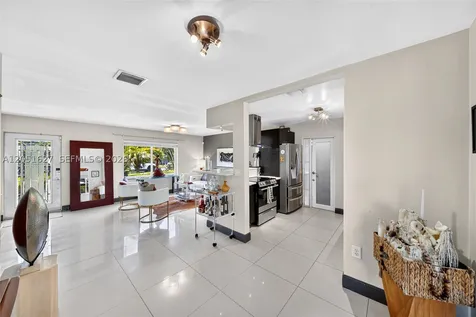 467 NE 129th Street North Miami FL 33161