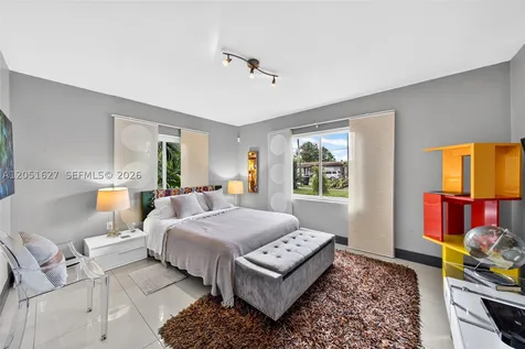 467 NE 129th Street North Miami FL 33161