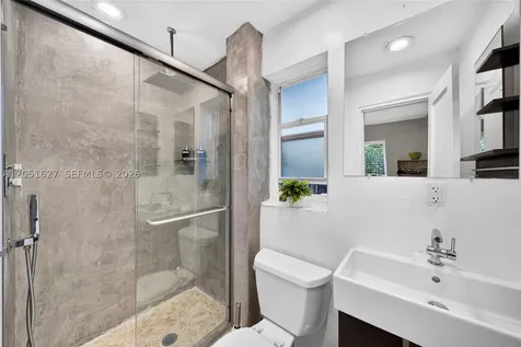 467 NE 129th Street North Miami FL 33161