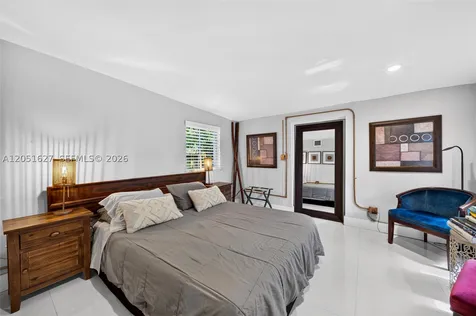 467 NE 129th Street North Miami FL 33161