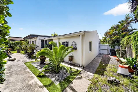467 NE 129th Street North Miami FL 33161