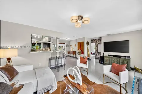 467 NE 129th Street North Miami FL 33161