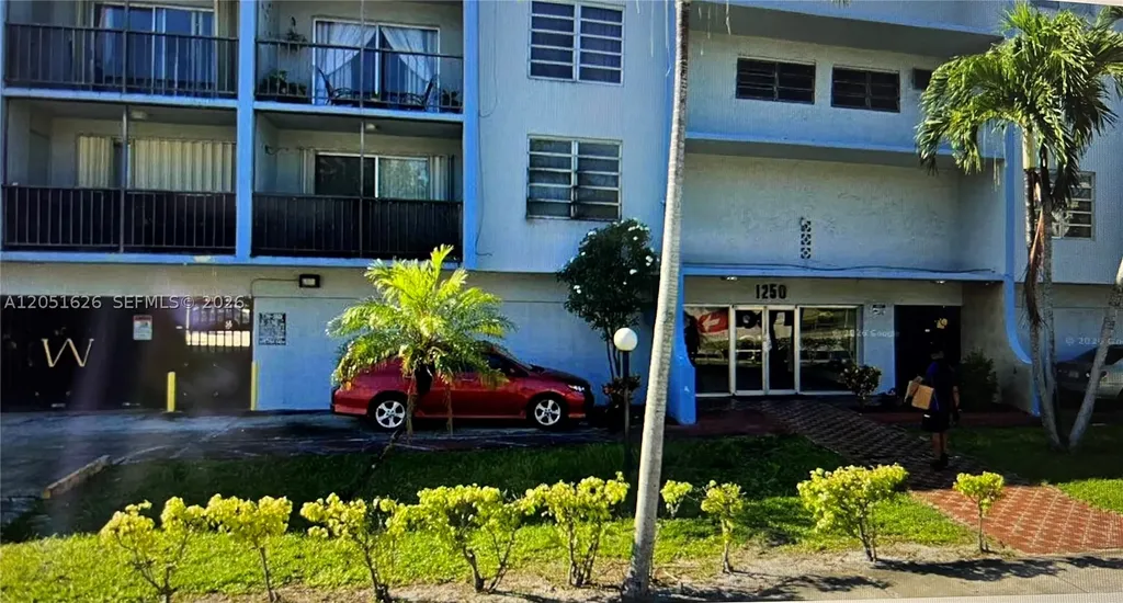 1250 NE 125th Street North Miami FL 33161